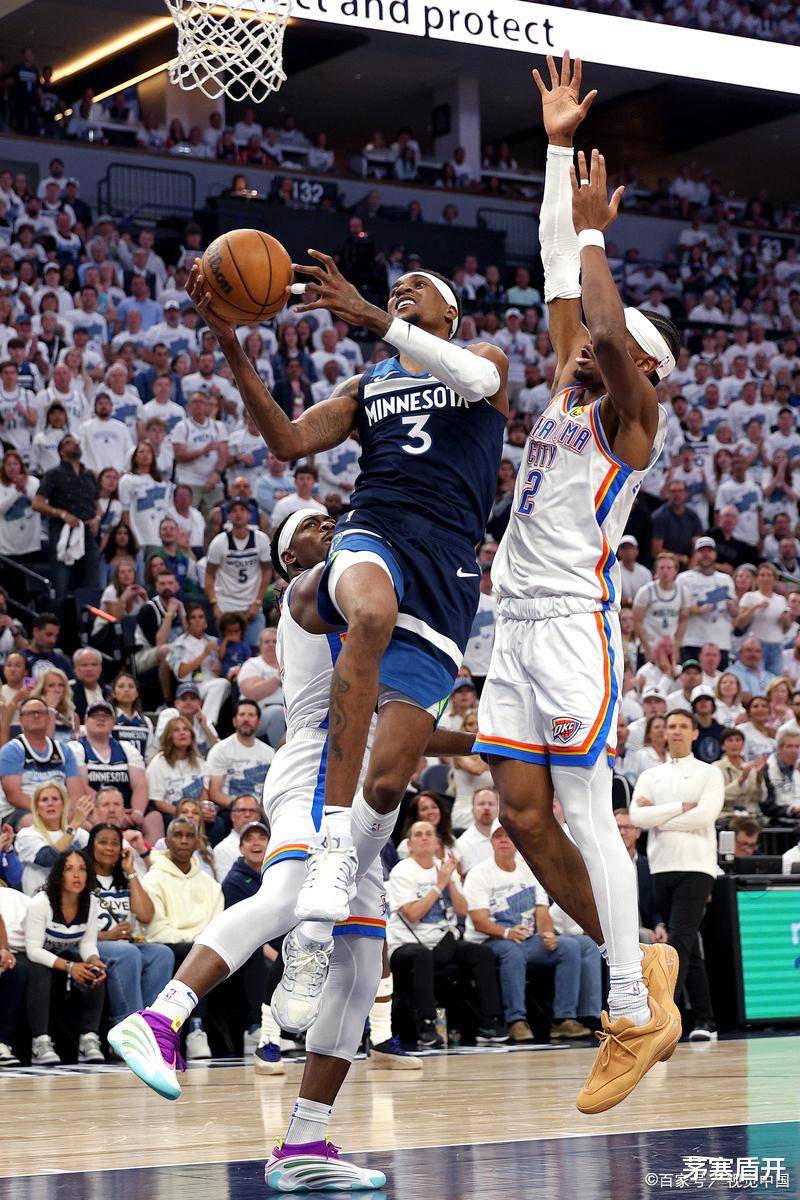 开云体育官方网站-爆冷！篮球强队意外出局震惊全场的简单介绍