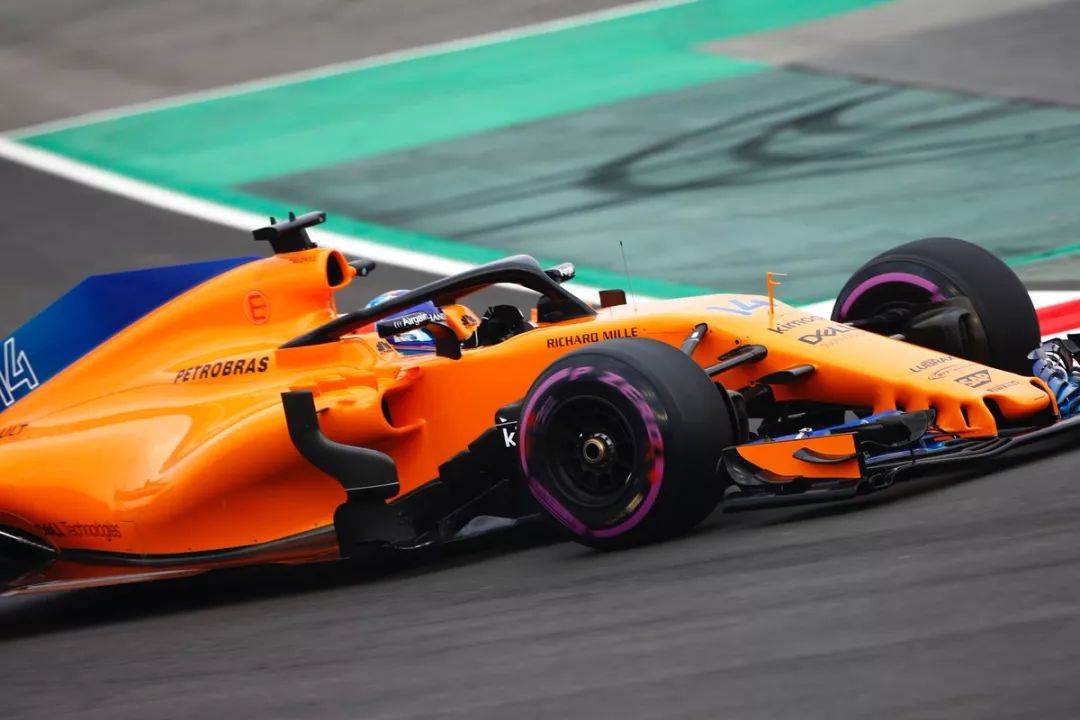 红牛二队逆转雷诺车队，阿隆索带队取胜