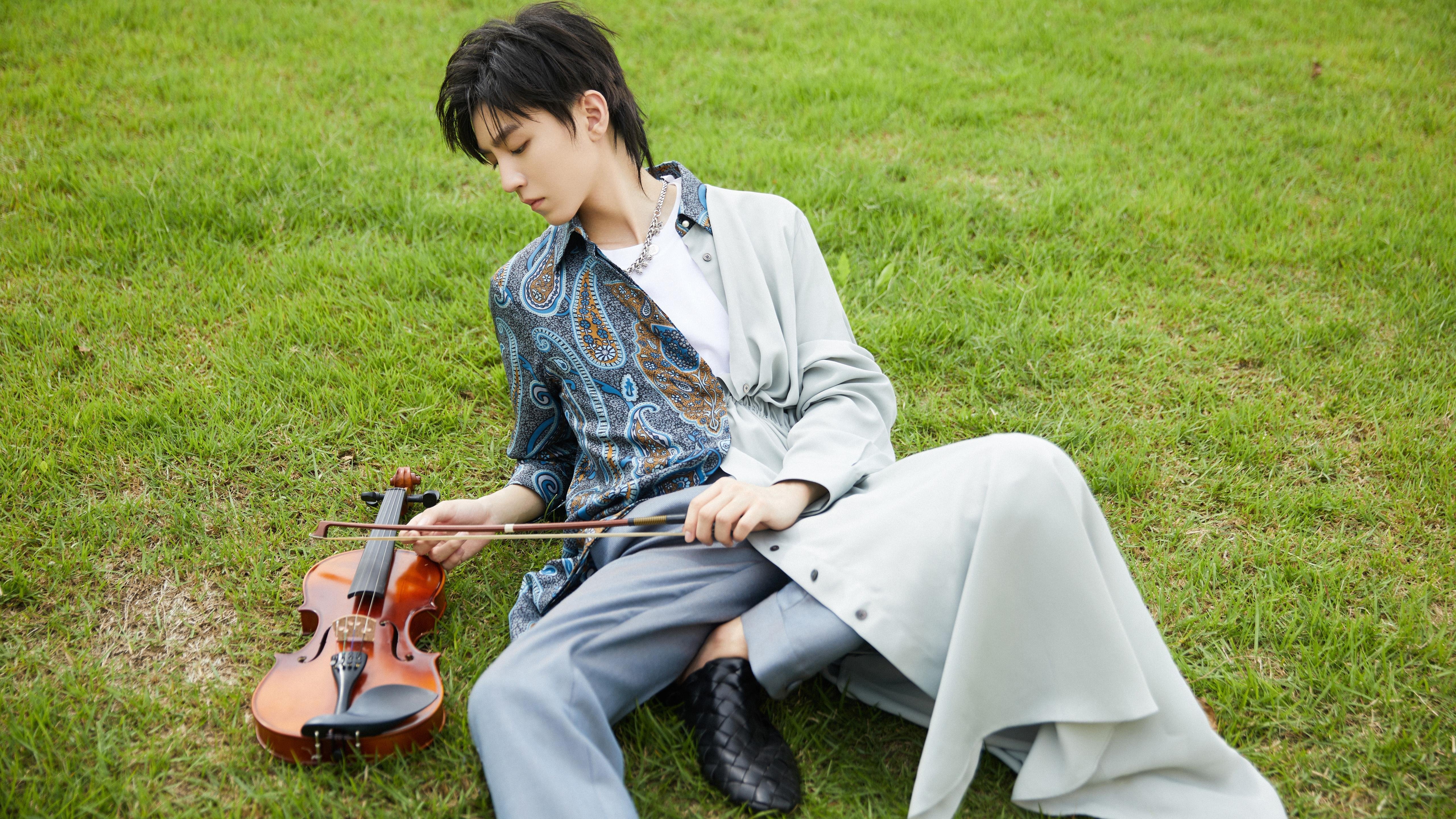 冰与火之歌，厄瓜多尔的铁血压制与梅西的优雅绝杀