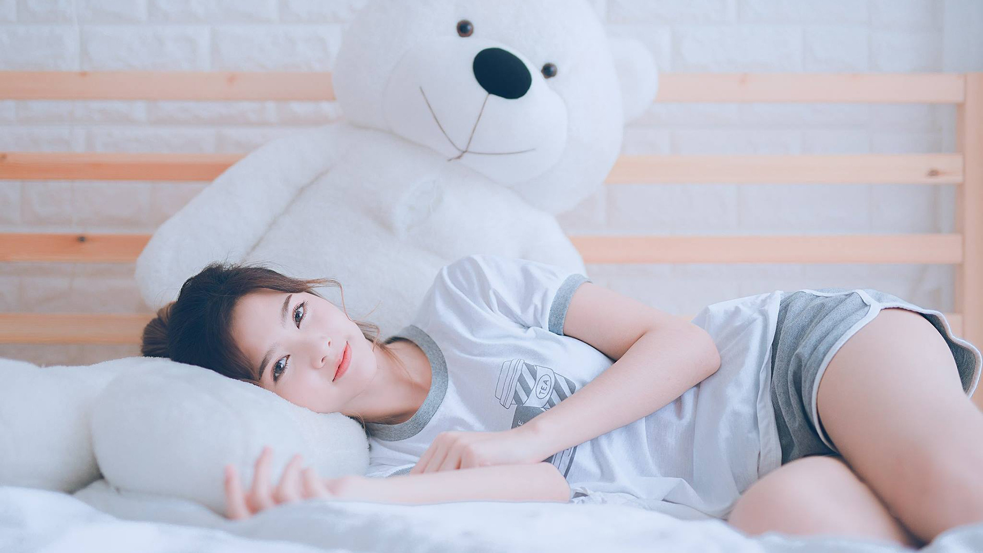 足球双星闪耀,多特蒙德踏平勒沃库森,拉什福德关键先生定乾坤