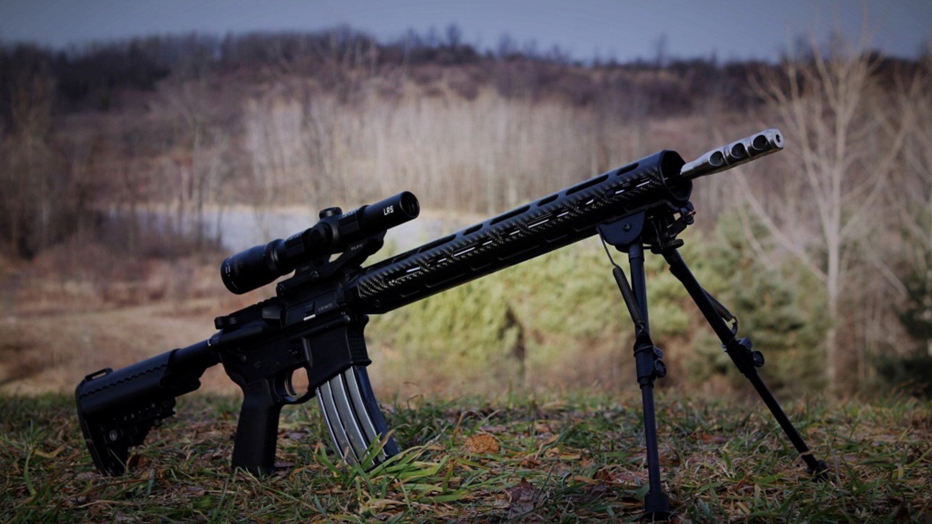 开云体育官网-F1新赛季揭幕战之夜，阿圭罗式的大场面先生精神如何在赛道上点燃