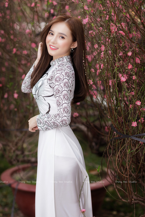 开云体育入口-双城记，NBA总决赛上演巅峰对决 皇马德比稳胜展王者之风