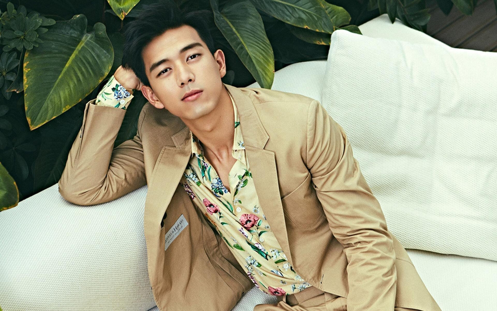 宿敌对决与绿茵新王,从76人单节碾压湖人,到福克斯在2026世界杯的加冕时刻