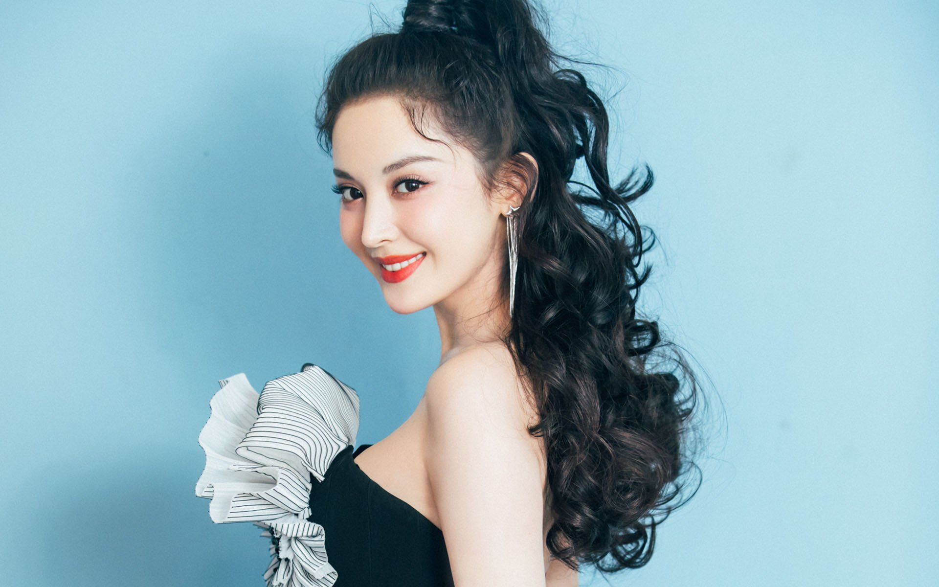 开云体育官方网站-班凯罗爆发引发狂潮，新疆队强势晋级如鹈鹕击水