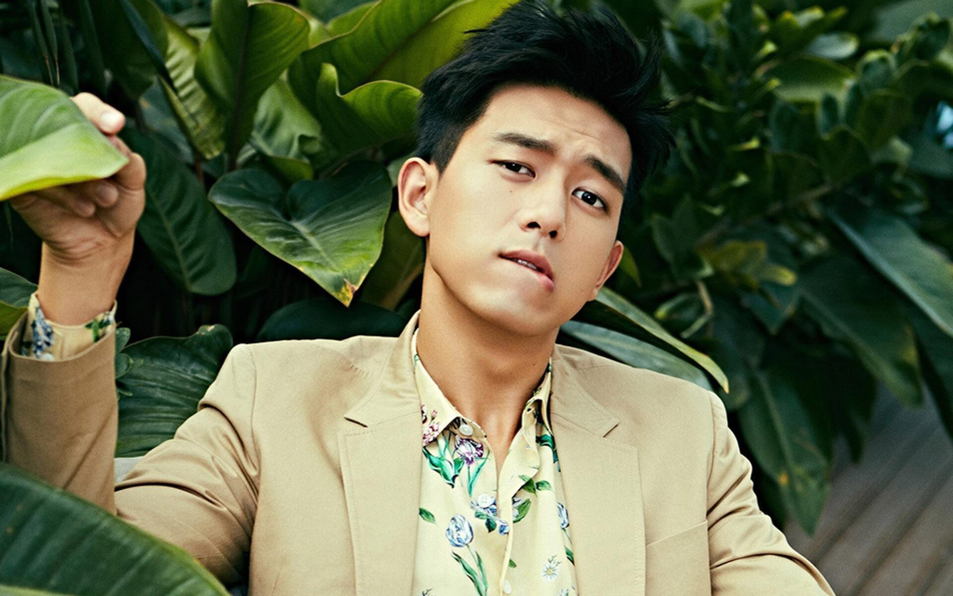 开云体育下载-2026世界杯之夜，伊萨克战神之吼，硬仗之王的加冕时刻